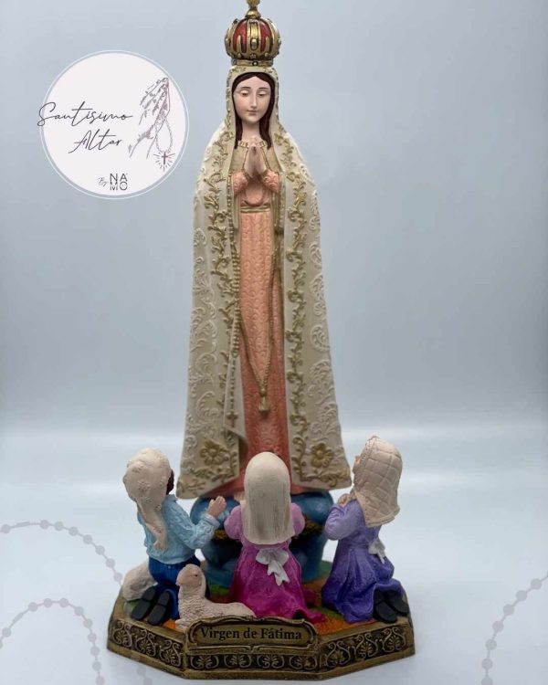 Virgen de Fatima con Pastores 32